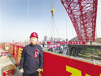 宁平华：亲手设计建造中国桥梁是他的毕生追求