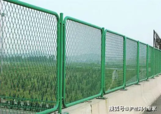 桥梁防抛网的用途及规格！