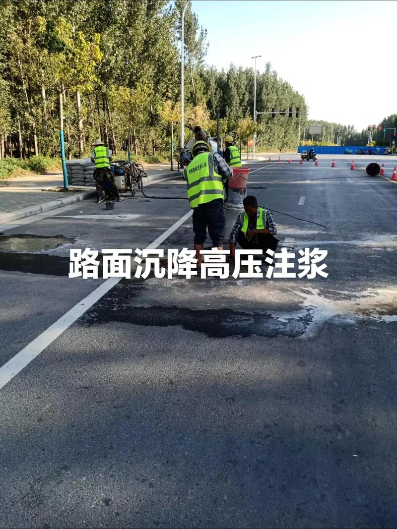 袁大伟：公路桥梁路面大修平整度控制技术