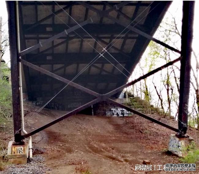在建桥梁坍塌事故__桥坍塌事故原因