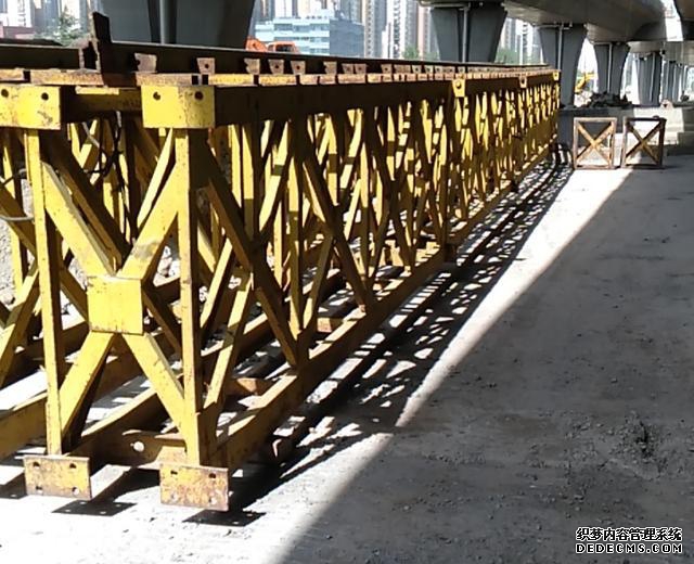 公路架梁施工动画_梁板运输安装安全专项方案_
