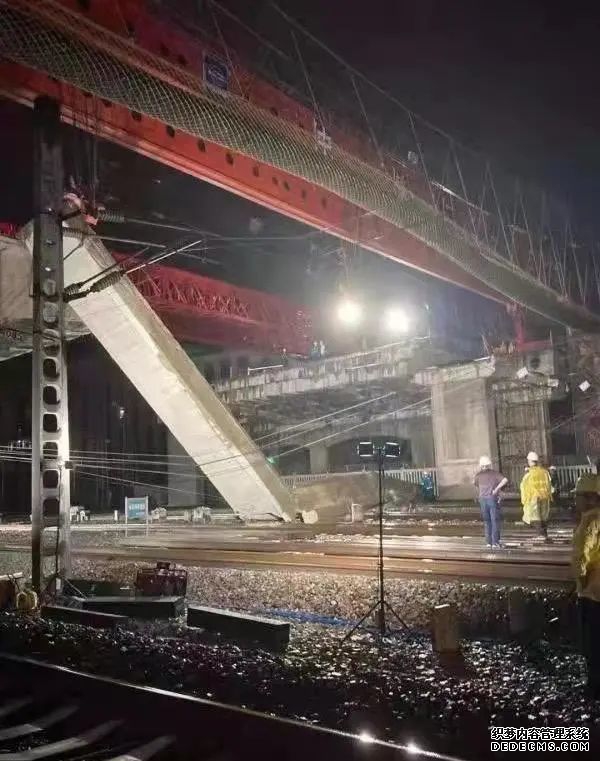 桥梁拆除_拆除桥梁施工方案_拆除桥梁需要什么资质