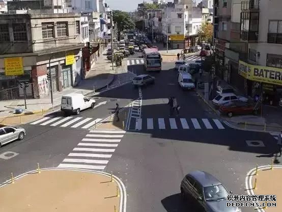 _交叉路口设计平面图_交叉路口设计方案