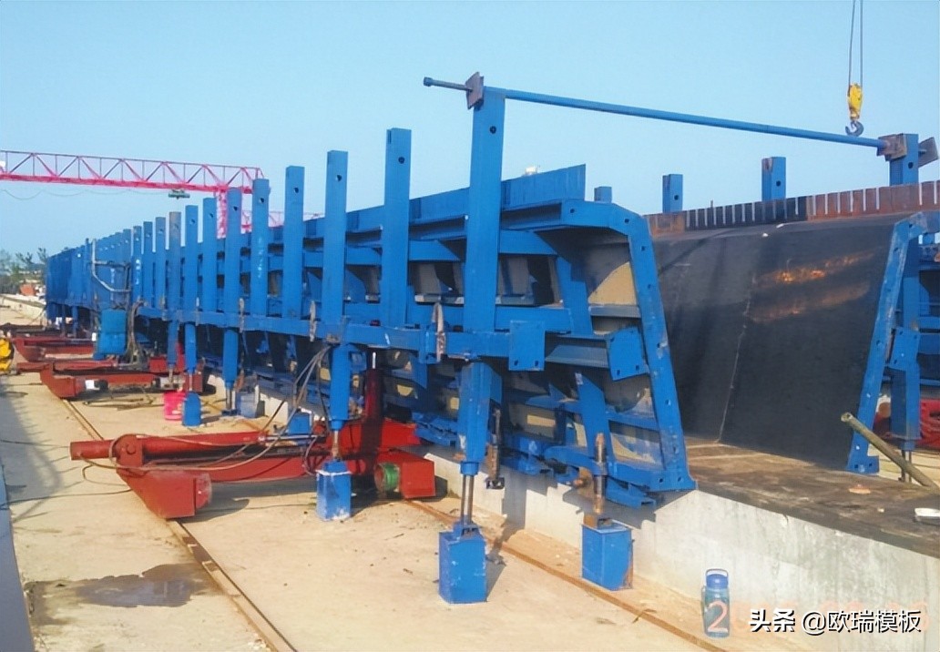 预制箱梁模板技术规范_箱梁模板结构组成_桥梁模板