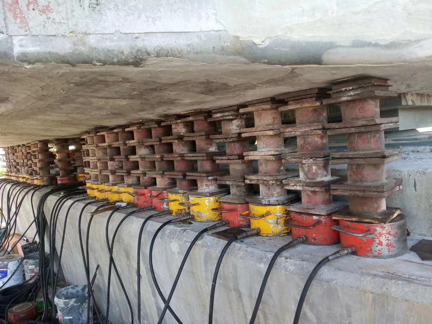 桥梁切割拆除_箱梁切割拆除_桥梁拆除