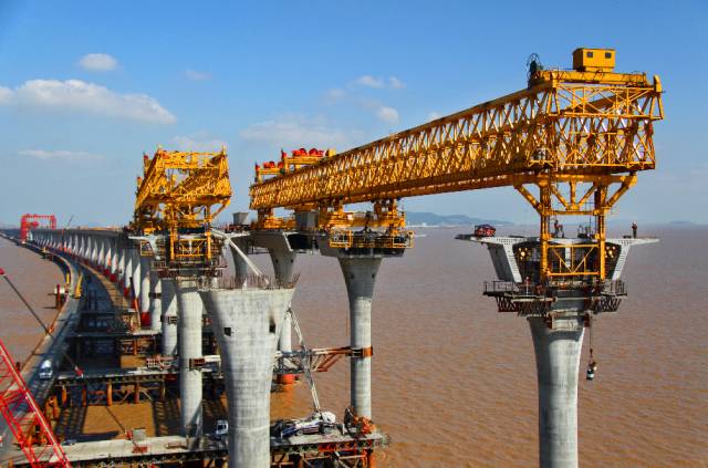 中铁大桥局海上装备_中国桥梁装备发展_桥梁设备